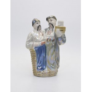 Karafka z figurami dwóch Kozaków