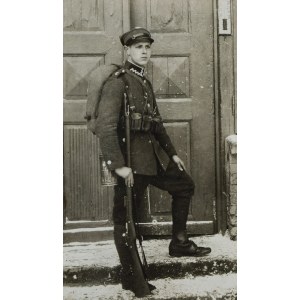 PORTRET STRZELCA, ok. 1920