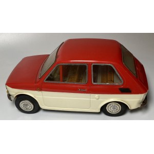 PRL samochód zabawkowy Fiat 126p Maluch CZZ Częstochowa