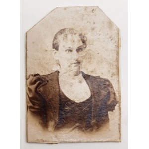 PORTRET KOBIETY
