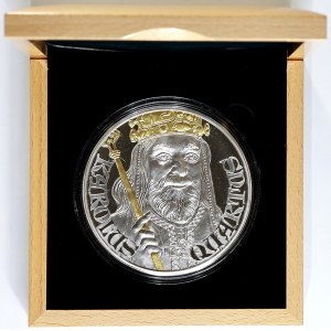 Medaile na Karla IV. - 700 let od narození. 1 kg