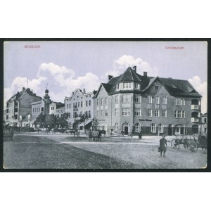 MOGILNO. Mogilno : Lindenplatz ; ok. 1910. Verlag M. Smoczkiewicz, Mogilno. Pocztówka dwubarwna 9x14 cm...