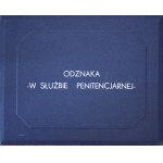 Pologne, Pour services distingués / Dans le service pénitentiaire - dans une boîte commémorative avec les insignes (3 pièces)