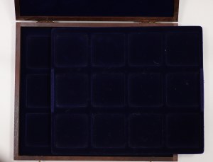 Dřevěná krabice na mince (2 palety 3x4)
