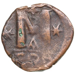 Byzantine Empire Æ Follis