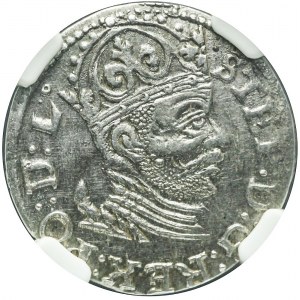 Stefan Batory, Trojak 1585, Ryga, łezkowaty naramiennik, menniczy
