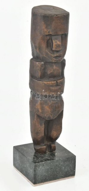 Pablo Picasso után: Poupée (Baba). Bronz szobor márvány talapzaton. Jelzett, hibátlan, m: 26...
