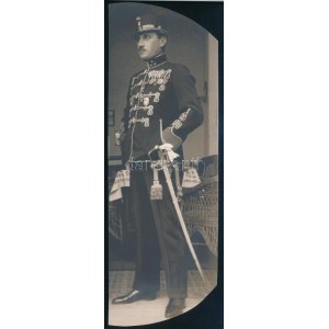 cca 1930 Horthy katona egészalakos fényképe, vaskereszttel, török vas félholddal...