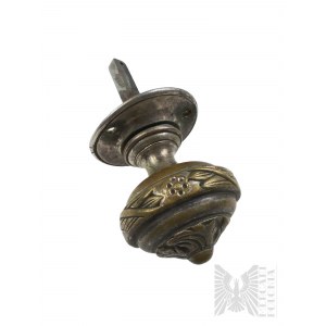 Vecchio pomello in ottone