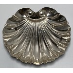 Spain, shell-shaped platter, silver