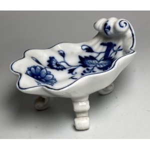 Germany, shell-shaped porcelain salt cellar, Meissen, 1815-1860