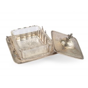 Lidded box, Dated 1882, Silver with glass insert