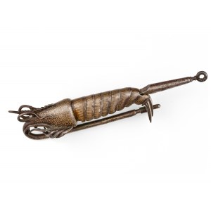 Lock in the shape of a shrimp, Iron