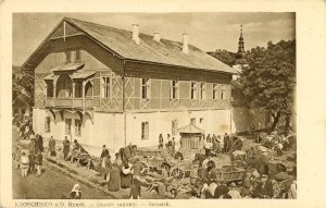 Kroscienko - Trhové námestie počas nákupného dňa, asi 1920