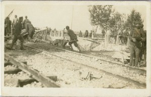 Fotografia di situazione, binari ferroviari, 1918.