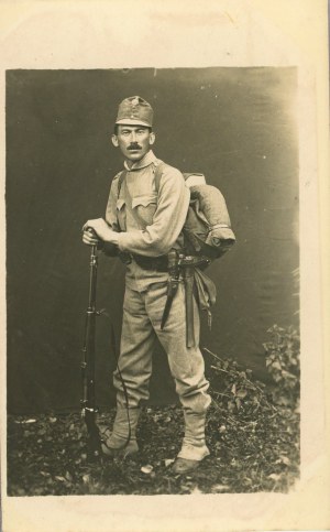 PRVÁ SVETOVÁ VOJNA] Rakúsky vojak v plnej uniforme, do roku 1918