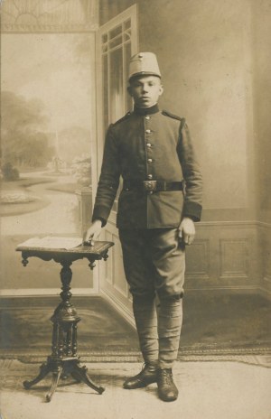 PRIMA GUERRA MONDIALE] Soldato dell'esercito austriaco, 2 foto, al 1918