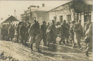 WWI] Marching of troops, Delatyn, 1915