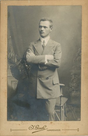 Male, Wadowice, photo by J. Gach, 1914.
