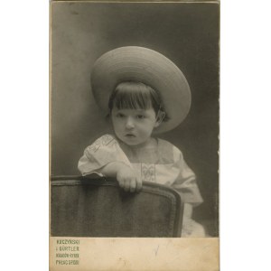 Cracovie, Kuczyński et Gurtler - Jeune fille, vers 1910.