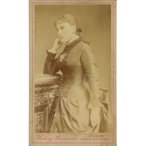 Kraków, Rzewuski W. - Femme, vers 1875.