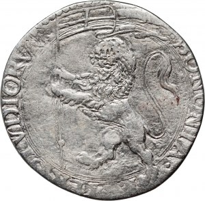 Watykan, Pius V 1566-1572, scudo bez daty, Bolonia