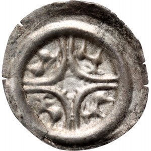 Leszek le Blanc 1202-1227, brakteat, Cracovie, croix à quatre arcs avec des cerfs