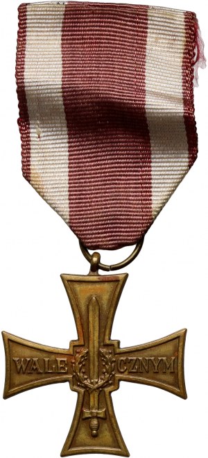 Pologne, début de la République populaire de Pologne, ensemble de 10 décorations et médailles décernées à une personne chacune