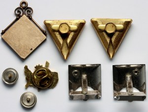 Set of 8 pins with a freemasonry theme