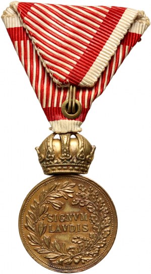 Austro-Węgry, Franciszek Józef I, Brązowy Medal Zasługi Wojskowej „Signum Laudis” z Mieczami, w pudełku