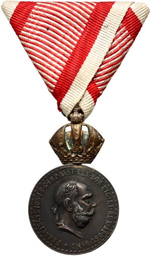 Rakúsko-Uhorsko, medaila Signum Lavdis s korunou