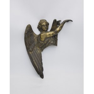 Anioł - fragment płaskorzeźbionej aplikacji