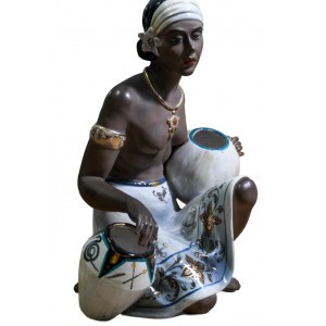 Grande figura raffigurante acquaiola in ceramica Firma G. Tripi