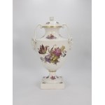 Königliche Porzellan-Manufaktur (KPM), Amphora mit Deckel, mit Miniatur Herbstpark