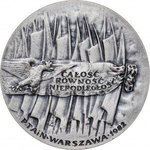 medal INSUREKCJA KOŚCIUSZKOWSKA, medal wznowiony w 1983 roku (pierwotne bicie z 1982 roku nie zawierało wersji srebrnej), srebro Ag, masa rzeczywista: 187 g, nakład z 1983 roku: 5 sztuk