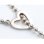 GUCCI: Toggle Heart silver necklace