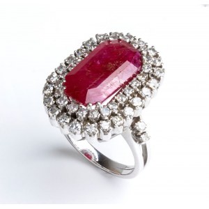 Burma ruby diamond gold ring