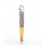 Gold ring with diamonds