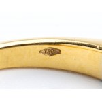 Gold ring with diamonds
