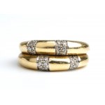 Gold ring with diamonds