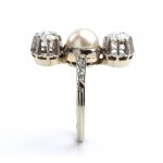 Diamond pearl gold ring