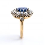 Burma sapphire diamond gold ring