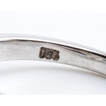 Gold ring with diamonds