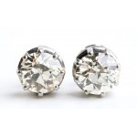 Diamond platinum ring convertible in a pair of earrings