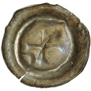 Polska, Wielkopolska (?), brakteat guziczkowy Krzyż, księżyc i gwiazda, 2. połowa XIII w.