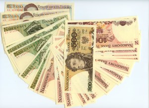 Set di 32 banconote da 20, 50, 100 e 500 zloty (1982-1988)