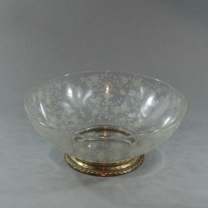 Bowl on silver foot, USA, 1930s-50s.