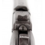 Vzácná pistole Vocanic 2. model, Smith & Wesson s tovární rytinou