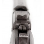 Vzácná pistole Vocanic 2. model, Smith & Wesson s tovární rytinou