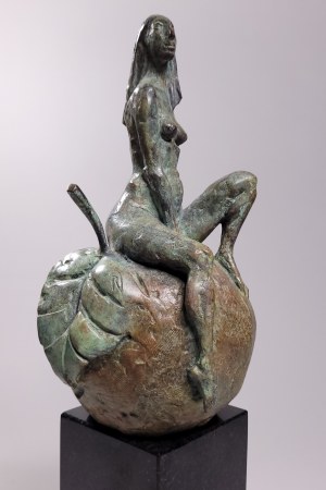 Robert Dyrcz, Ewa na jabłku (Brąz, wys. 36 cm)